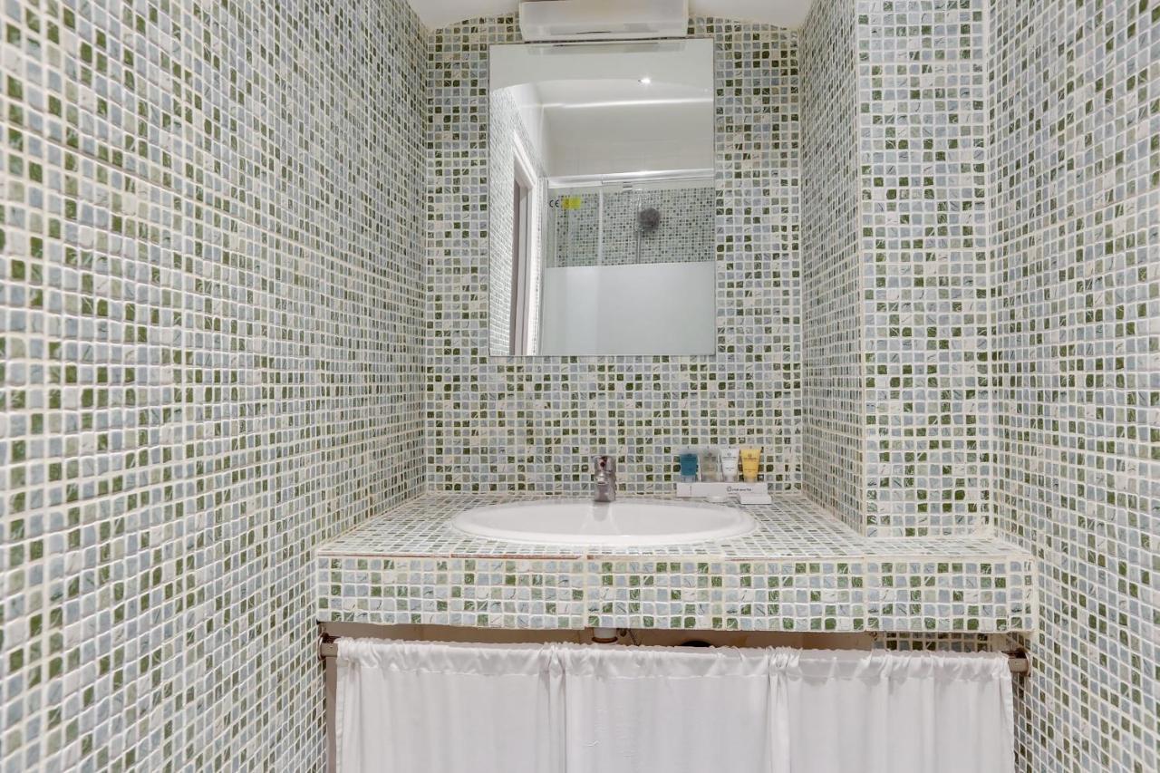 170 Suite Angouleme Large Duplex Style Apt With1 Bdr Paris Central Exteriér fotografie